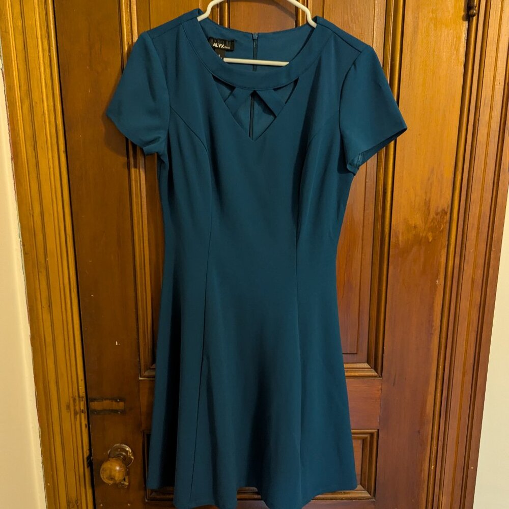 Alyx Green short sleeve dress with cut out at neckline